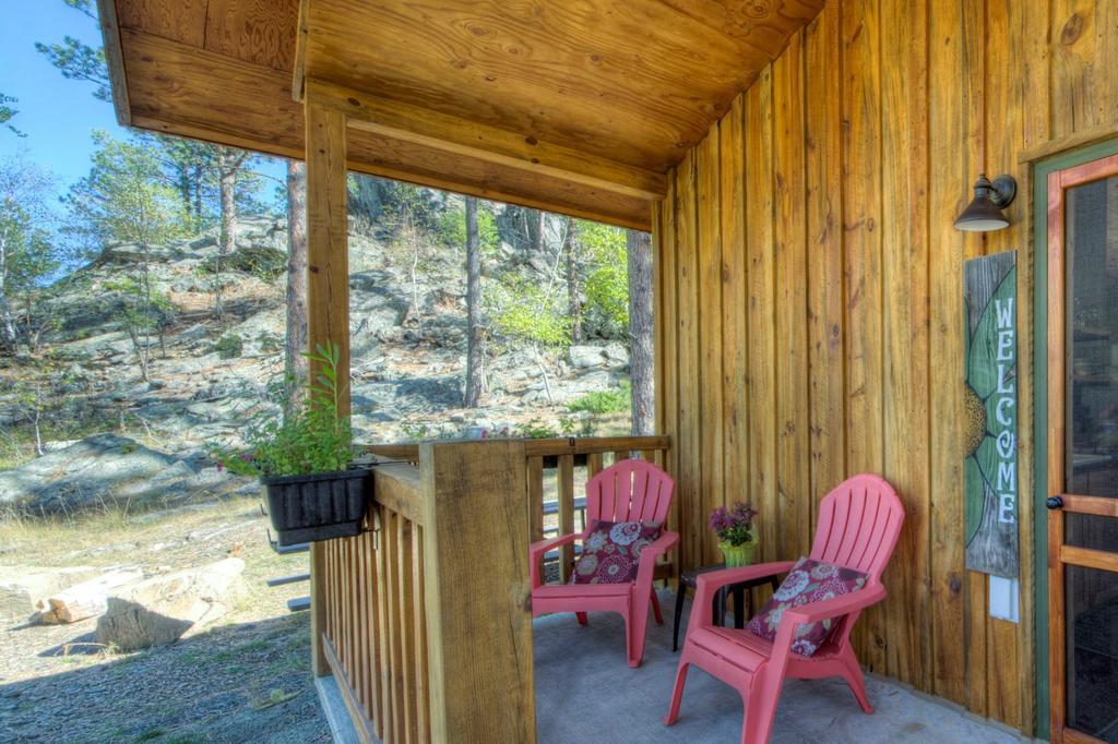 Yak Ridge Cabins And Farmstead By Mount Rushmore Keystone Exterior photo